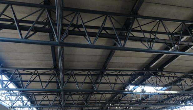 海城桁架结构皮相的处理每每分为哪几个步调流程